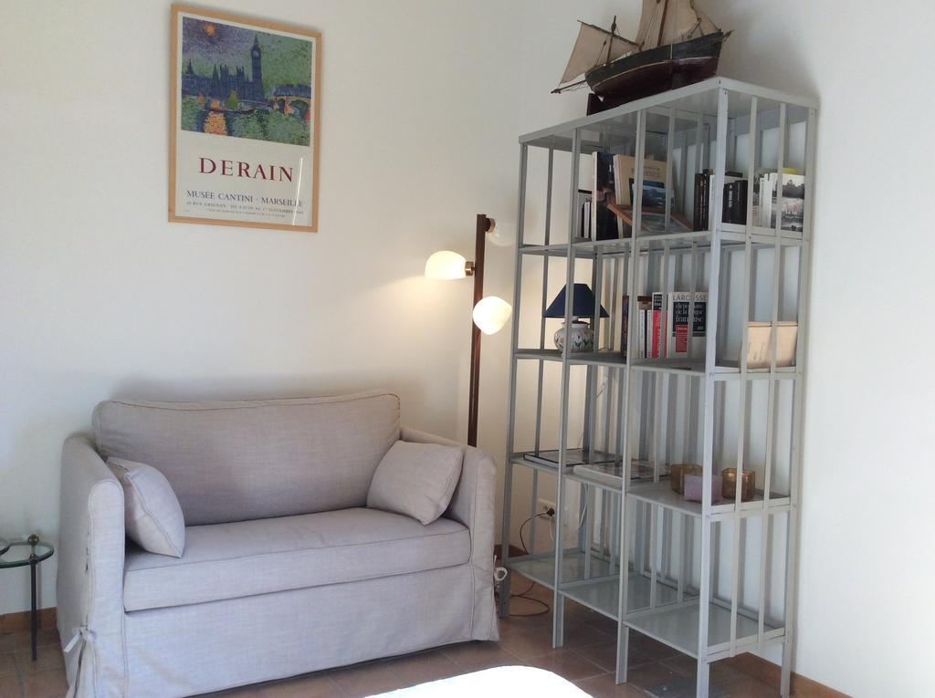 Atelier Soleil Bed & Breakfast Moustiers-Sainte-Marie Room photo